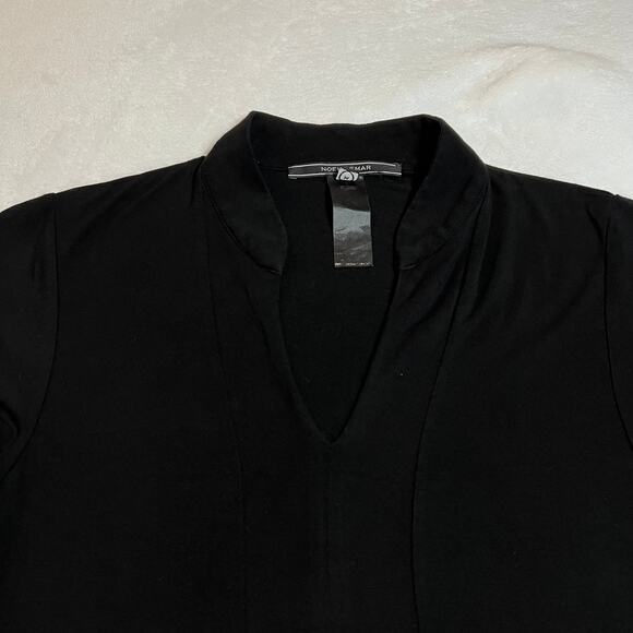 Noel Asmar V-Neck Short Sleeve Top Size Medium Stretch Uniform Minimalist Office - Picture 3 of 7